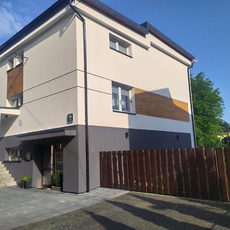 Pokoje I Apartamenty Na Szkolnej Zator Exterior photo