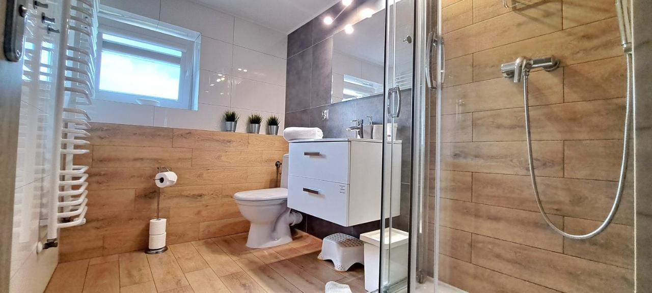 Pokoje I Apartamenty Na Szkolnej Zator Exterior photo