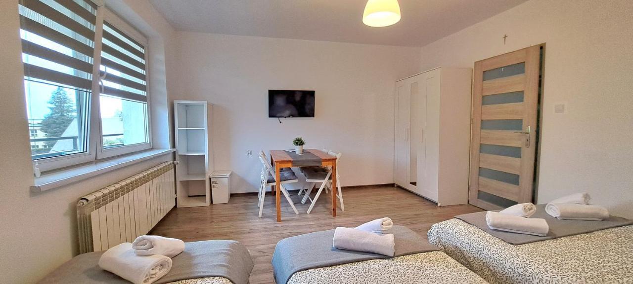 Pokoje I Apartamenty Na Szkolnej Zator Exterior photo